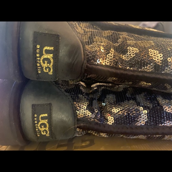 Sequins gold and black Ugg's - Picture 4 of 8